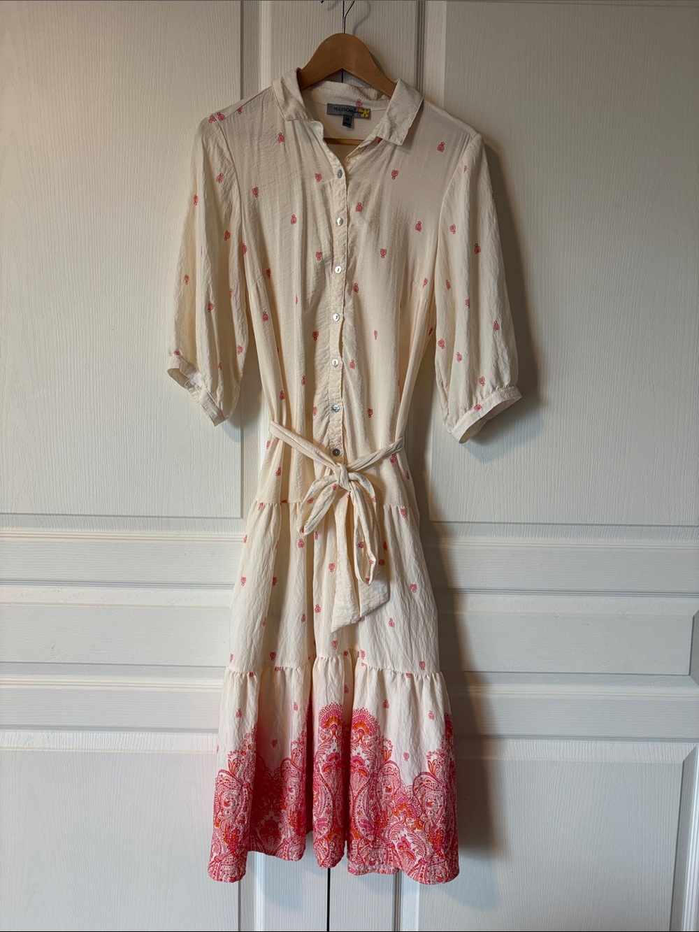 Women’s Cream Dress with Pink Paisley Hem and Belt: size medium loose fitting